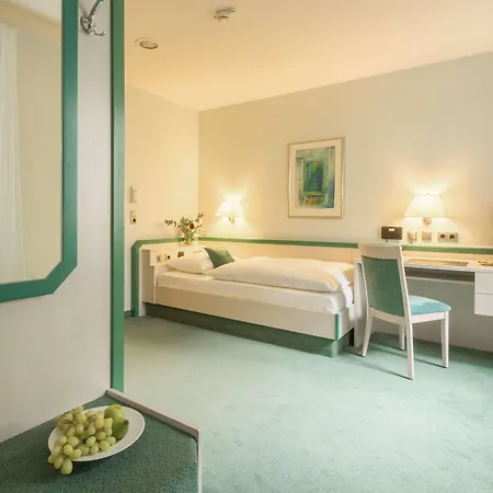 Essener Hof; Sure Collection By Western Hotel Essen