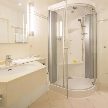 Essener Hof; Sure Collection By Western Hotel Essen