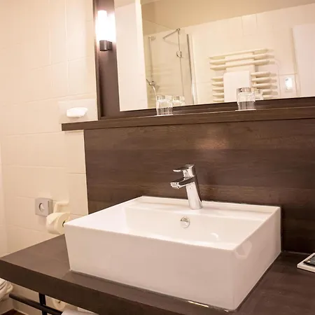 Essener Hof; Sure Collection By Western Hotel 4*