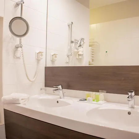 Essener Hof; Sure Collection By Western 4*