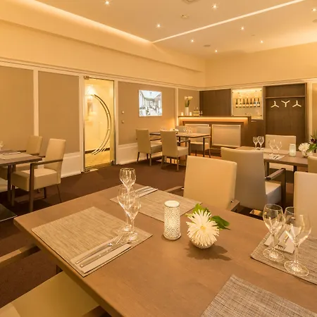 Otel Essener Hof; Sure Collection By Western 4*