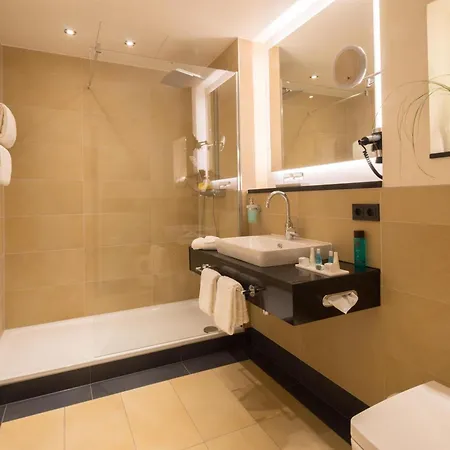 Essener Hof; Sure Collection By Western 4*