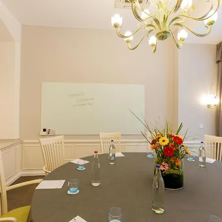 Hotel Essener Hof; Sure Collection By Western