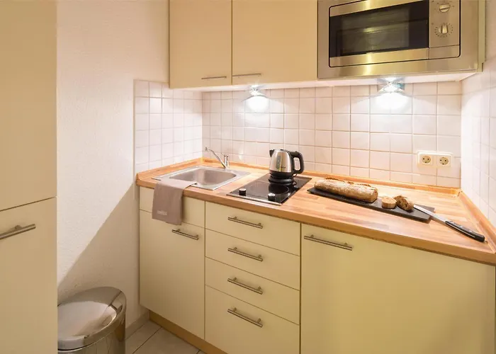 מלון Essener Hof; Sure Collection By Western 4*