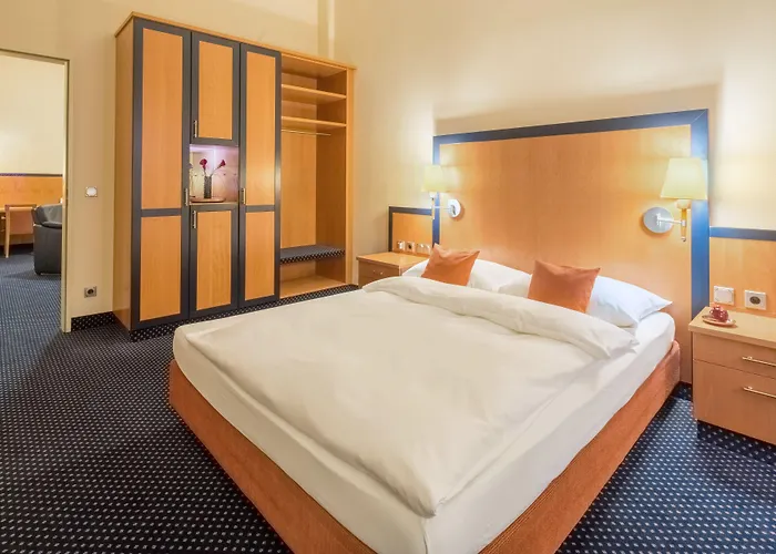 Essener Hof; Sure Collection By Western Отель 4*